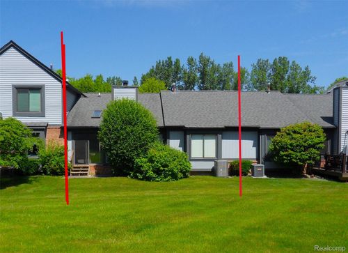 21-2791 Lochmoor Blvd, Lake Orion, MI, 48360-1948 | Card Image