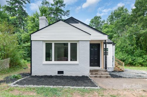 1171 Salisbury St, Wadesboro, NC, 28170-9102 | Card Image