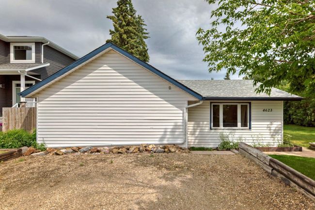 4623 48 Street, House detached with 3 bedrooms, 1 bathrooms and 1 parking in Sylvan Lake AB | Image 23