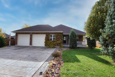 36 Golden Meadow Dr, House other with 2 bedrooms, 3 bathrooms and 6 parking in Port Dover ON | Image 1