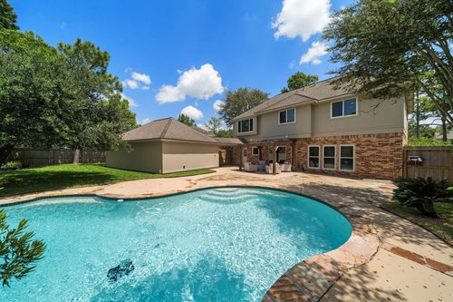 1710 Falcon Ridge Blvd, Friendswood, TX, 77546-5417 | Card Image