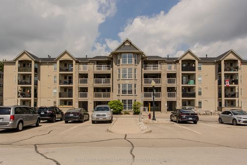 306-1441 Walker'S Line, Burlington, ON, L7M4P2 | Card Image