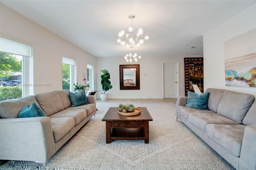 10861 Sw 126th St, Miami, FL, 33176-4642 | Card Image
