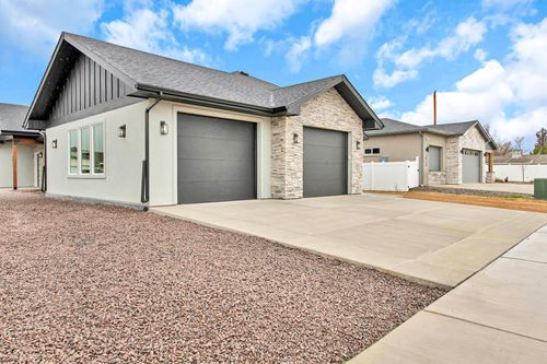 b-2875 Rock Creek Dr, Grand Junction, CO, 81503-6704 | Card Image