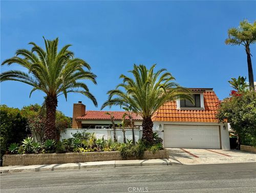 751 Bolsana Dr, Laguna Beach, CA, 92651-4135 | Card Image