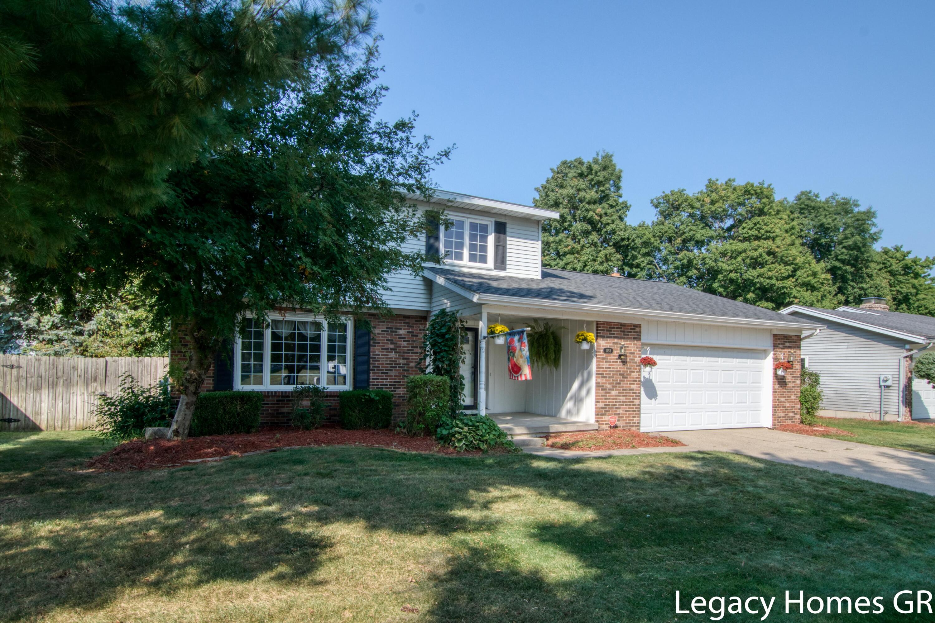 Jeffrey St, Grand Rapids, MI 49508