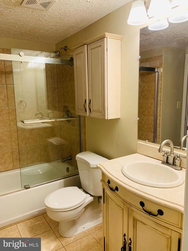 30 Valleyside Ct, Townhouse with 2 bedrooms, 1 bathrooms and null parking in GERMANTOWN MD | Image 11