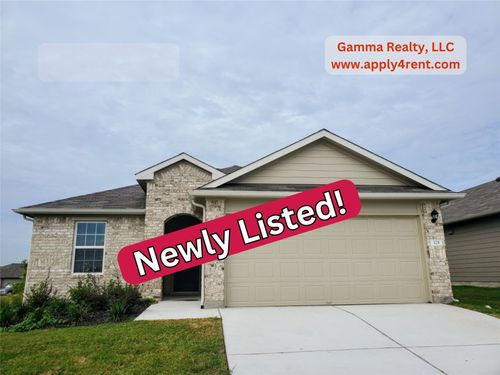 325 Darwin Pl, Lockhart, TX, 78644-3641 | Card Image