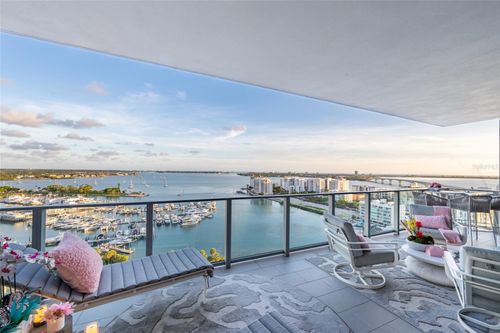 1607-1155 N Gulfstream Ave, SARASOTA, FL, 34236-5655 | Card Image