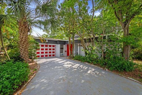 4704 Queen Palm Ln, Tamarac, FL, 33319-3542 | Card Image