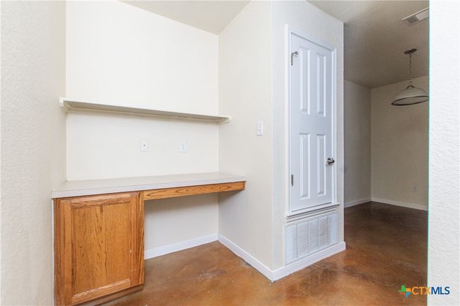 A - 211 W Arlo Rd, Home with 3 bedrooms, 2 bathrooms and null parking in Harker Heights TX | Image 7