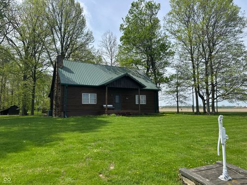6912 E State Road 236, Roachdale, IN, 46172-9401 | Card Image