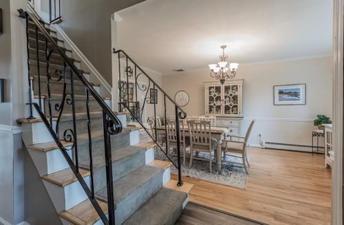 3 Deerfield Ct, Holtsville, NY, 11742-1901 | Card Image