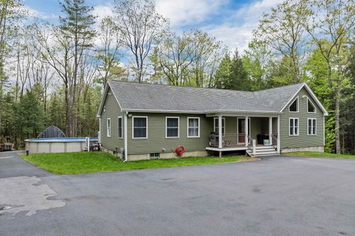 29 Reservoir Heights Road, Plymouth, NH, 03264 | Card Image