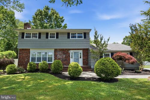 1 Galston Dr, West Windsor, NJ, 08550-3238 | Card Image