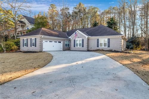 3560 Hanover Dr, Buford, GA, 30519-4350 | Card Image
