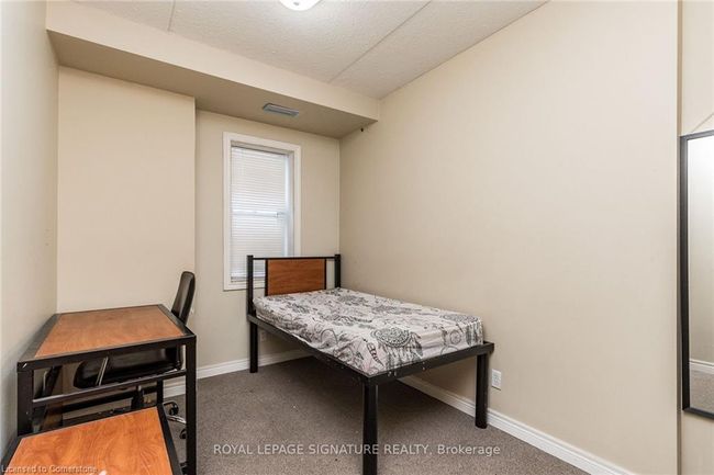 101 - 253 Lester St, House attached with 5 bedrooms, 2 bathrooms and null parking in Waterloo ON | Image 31