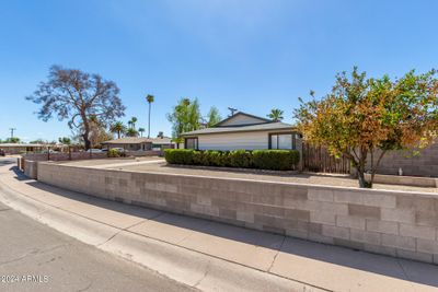 5833 W Elm Street, House other with 4 bedrooms, 2 bathrooms and null parking in Phoenix AZ | Image 3