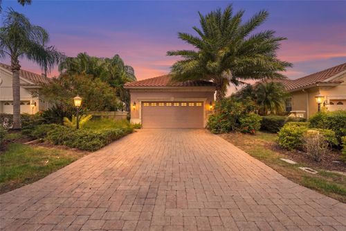 7216 Presidio Gln, Lakewood Ranch, FL, 34202-5040 | Card Image