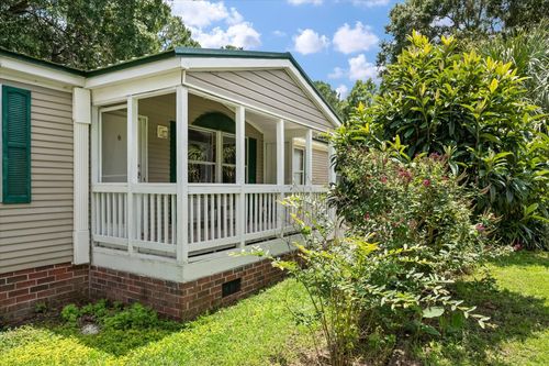 125 Fall Creek Boulevard, Summerville, SC, 29483 | Card Image