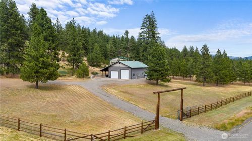 201 Danko Rd, Cle Elum, WA, 98922-8105 | Card Image