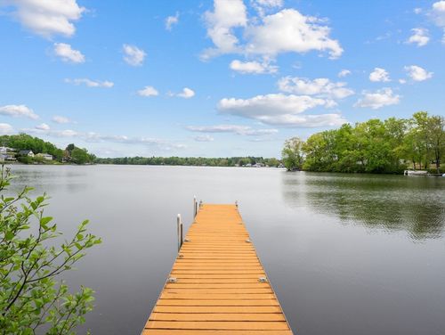 11 Grove Point Rd, Wales, MA, 01081-9512 | Card Image