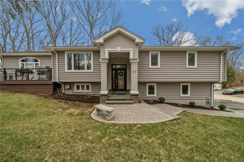 27 Miner St, North Providence, RI, 02904-3256 | Card Image