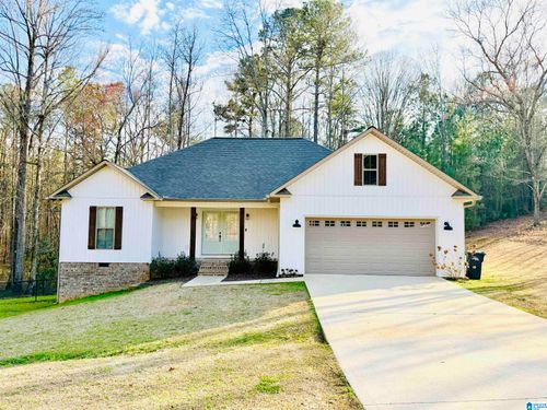 82 Kingwood Dr, Heflin, AL, 36264-1683 | Card Image