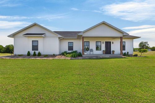 105 Pine Ridge Road, New Hartford, IA, 50660 | Card Image