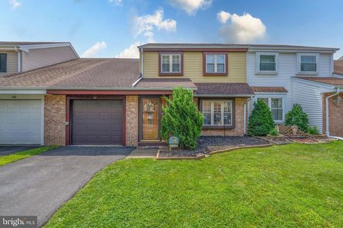 68 Greenwoods Dr, HORSHAM, PA, 19044-1731 | Card Image