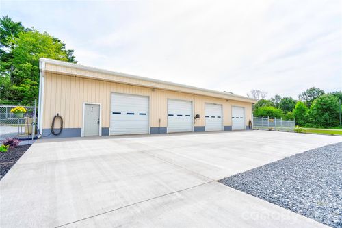 928 S Battleground Ave, Kings Mountain, NC, 28086-3854 | Card Image