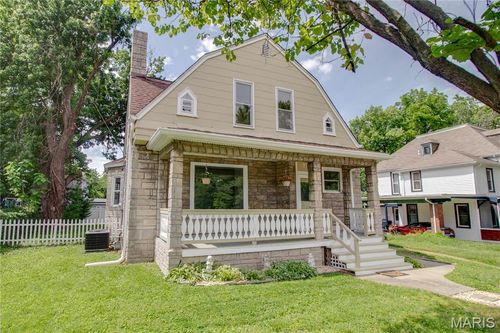 205 E 12th St, Alton, IL, 62002-7226 | Card Image