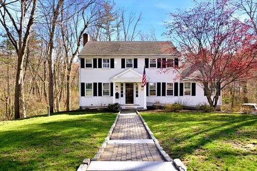 14 Minuteman Road, Hingham, MA, 02043 | Card Image