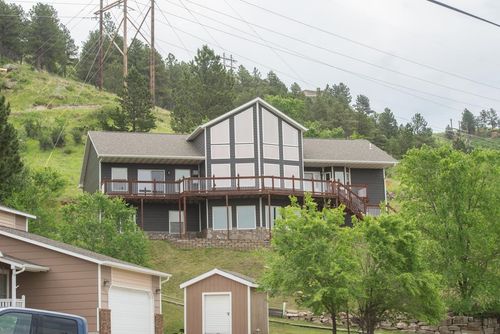 2330 Arroyo Ct, Rapid City, SD, 57702-5112 | Card Image