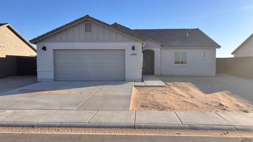 11201 E 42nd Pl, Yuma, AZ, 85367-6252 | Card Image