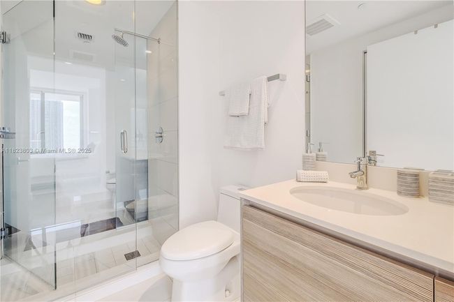 UNIT-2206 - 121 Ne 34 Th St, Condo with 1 bedrooms, 2 bathrooms and null parking in Miami FL | Image 16