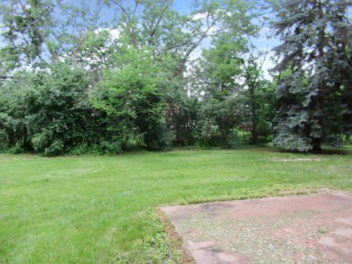 9030 15th Ave S, Bloomington, MN, 55425-2220 | Card Image