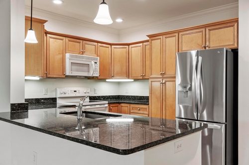 1313-1313 Emerald Ct, Tewksbury, MA, 01876-5225 | Card Image