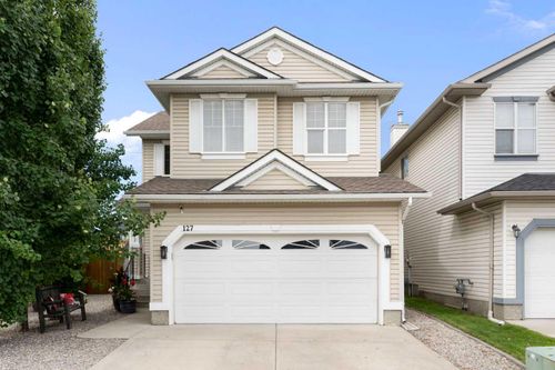 127 Valley Crest Close Nw, Calgary, AB, T3B5X2 | Card Image