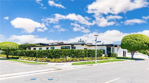 1000 White Sails Way, Corona del Mar, CA, 92625 | Card Image