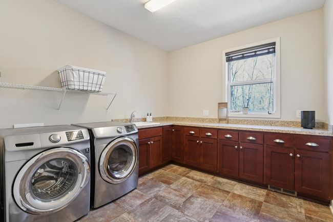 3608 Strawberry Ln, House other with 4 bedrooms, 4 bathrooms and null parking in Excelsior MN | Image 34