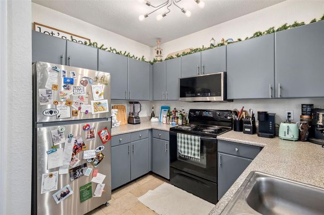 Kitchen | Image 4