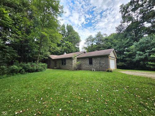 1281 Ne Kiowa Cv, Greensburg, IN, 47240-8310 | Card Image