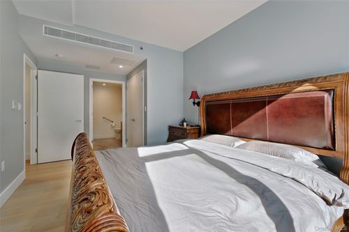 4g-133 Beach 116th St, Rockaway Park, NY, 11694-2445 | Card Image