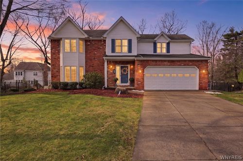 33 Randwood Ct, Amherst, NY, 14068-1333 | Card Image