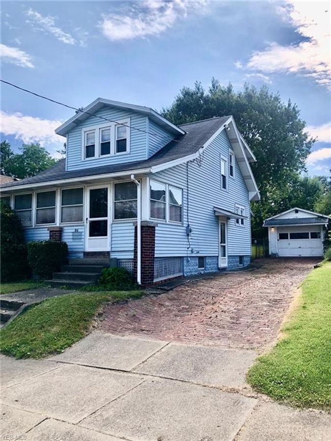 86 23rd Street Nw, House other with 3 bedrooms, 1 bathrooms and null parking in Barberton OH | Image 2