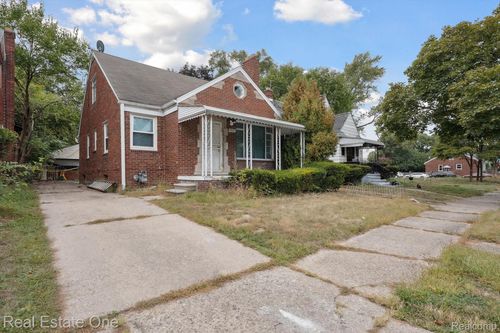 18681 Dwyer St, Detroit, MI, 48234-2605 | Card Image