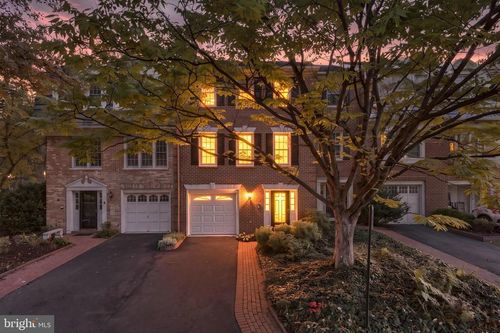 5106 Heritage Ln, ALEXANDRIA, VA, 22311-1300 | Card Image