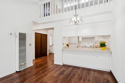 2676 Michelle Ct, Napa, CA, 94558-5168 | Card Image