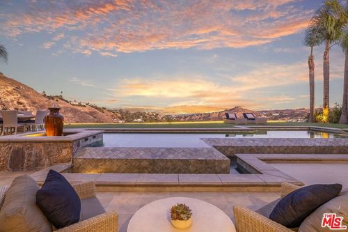 4234 Prado De Los Pajaros, Calabasas, CA, 91302-3612 | Card Image